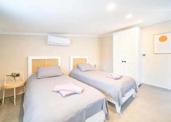 Casa Oliva 2 With Pool & Sauna & Jakuzi & Bbq 别墅 费特希耶